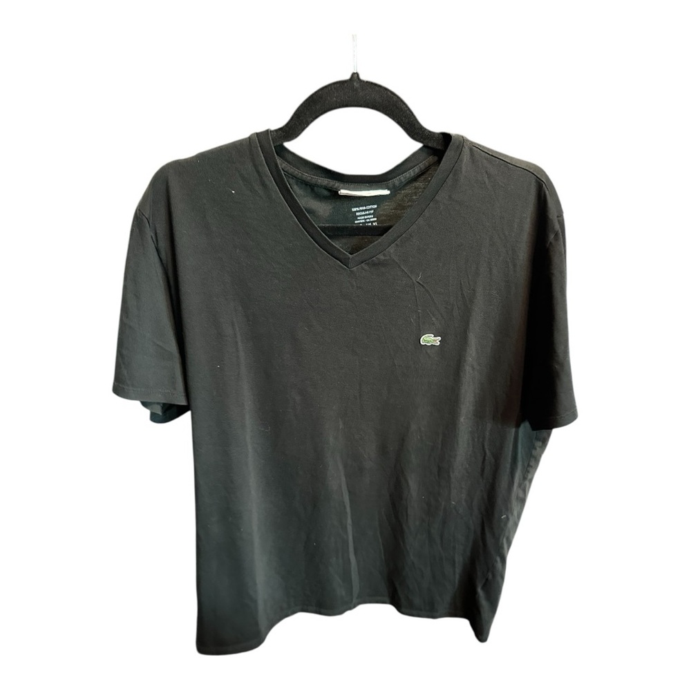 LACOSTE T-shirt.